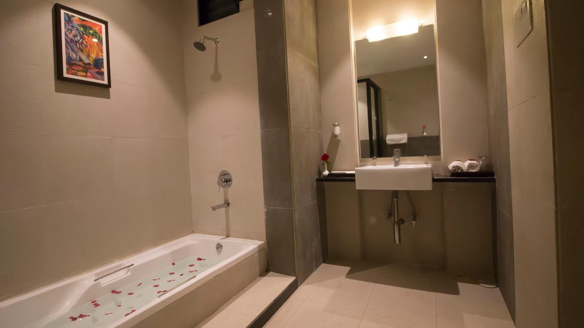 7 Apple Resort Lonavla Exterior foto
