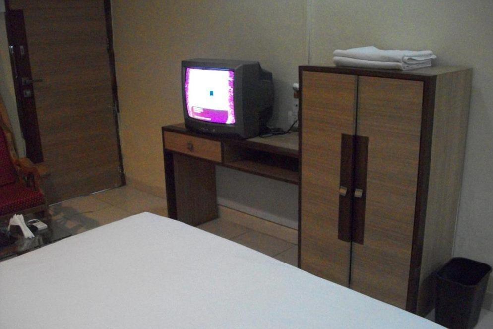 7 Apple Resort Lonavla Exterior foto