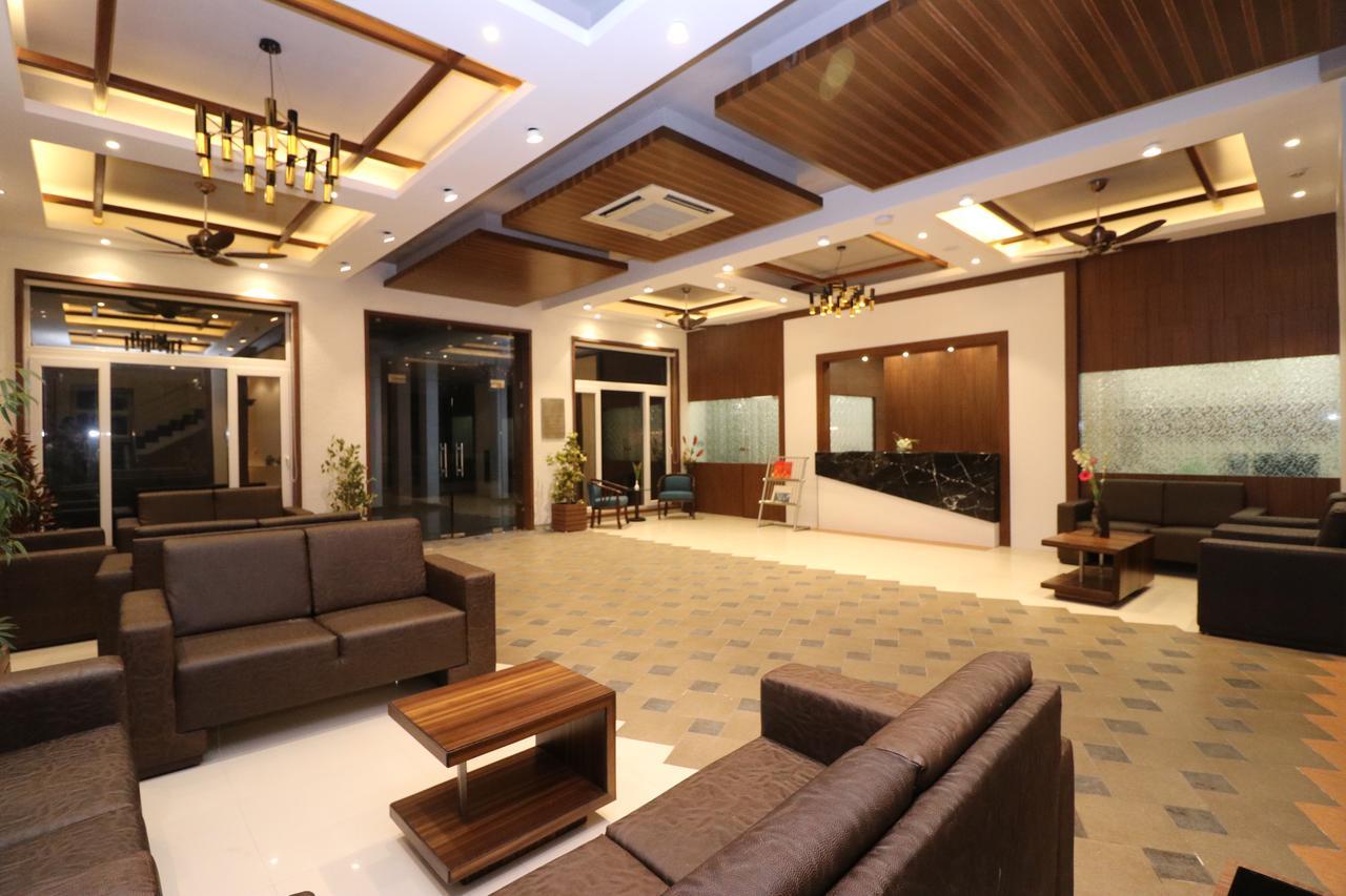 7 Apple Resort Lonavla Exterior foto