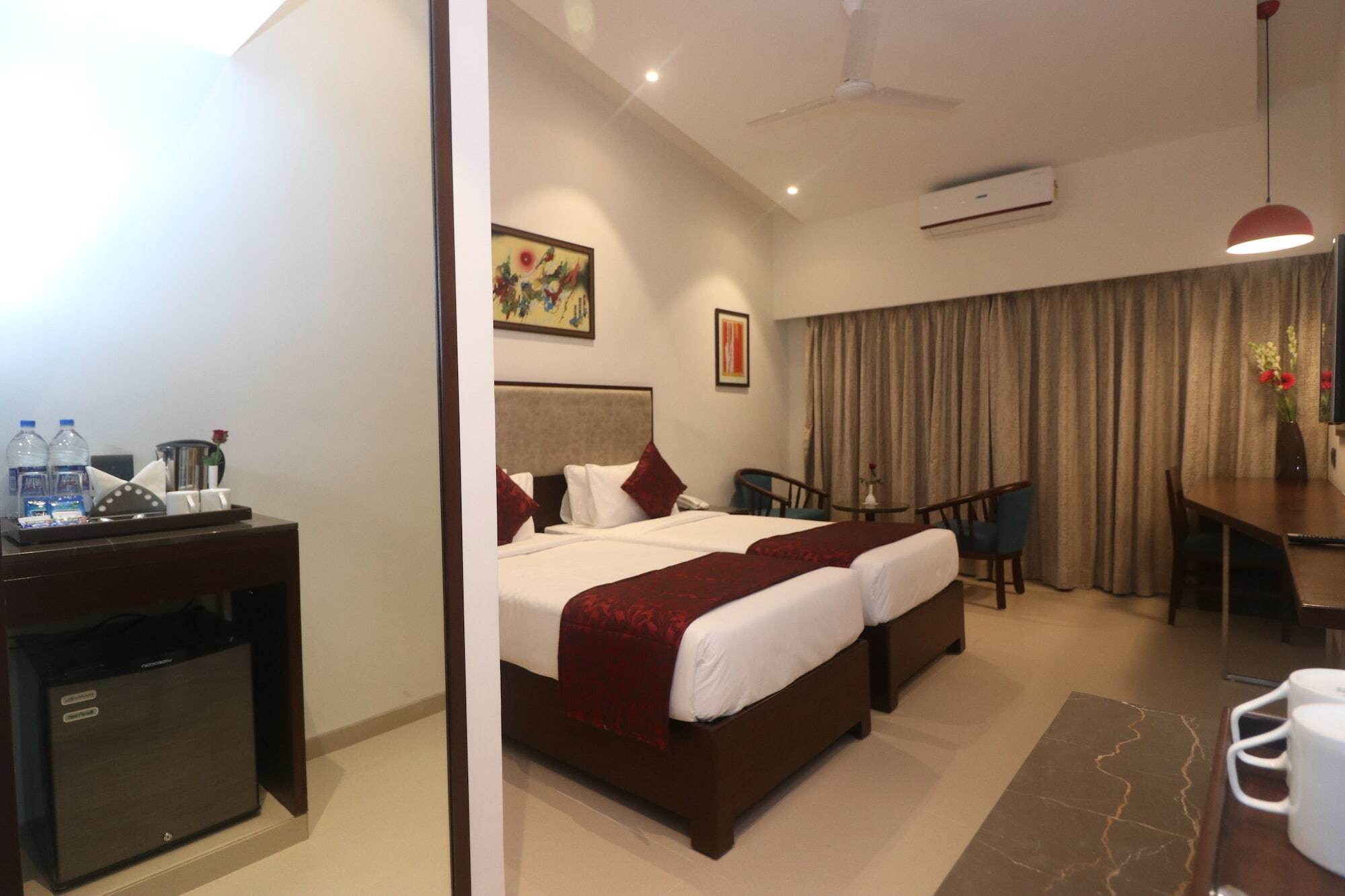 7 Apple Resort Lonavla Exterior foto